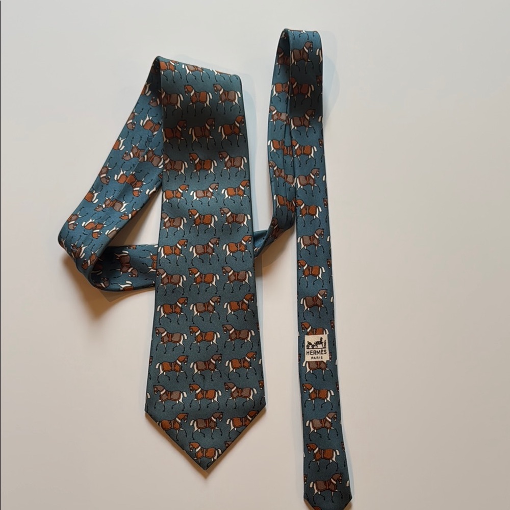 Vintage Hermes Blue and Brown Horse Pattern Tie